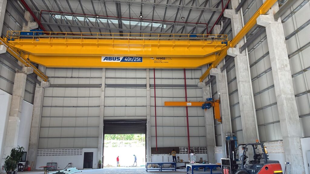 PROYECTO EN HOLDING INDUSTRIAL LÍDER EN TECNOLOGÍA – 2025