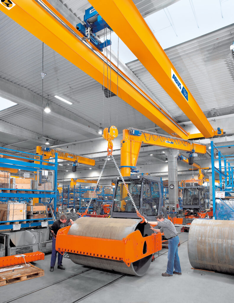 Polipastos de cable ABUS en aplicaciones industriales